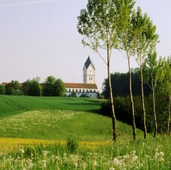 Basilika und Kloster Basilika und Kloster