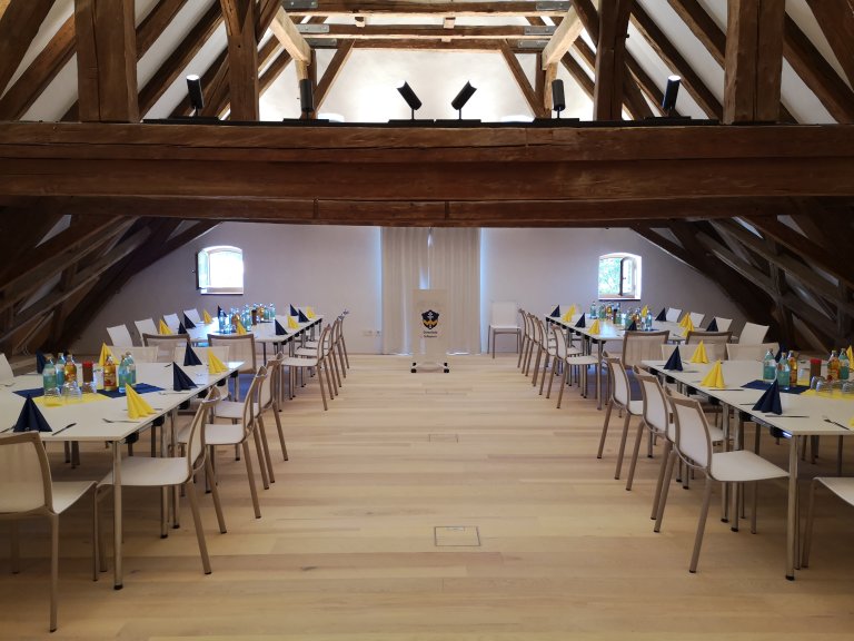 Bürgersaal für Veranstaltung gestellt - Bild von Elisabeth Kreitmeyer Bürgersaal für Veranstaltung gestellt - Bild von Elisabeth Kreitmeyer